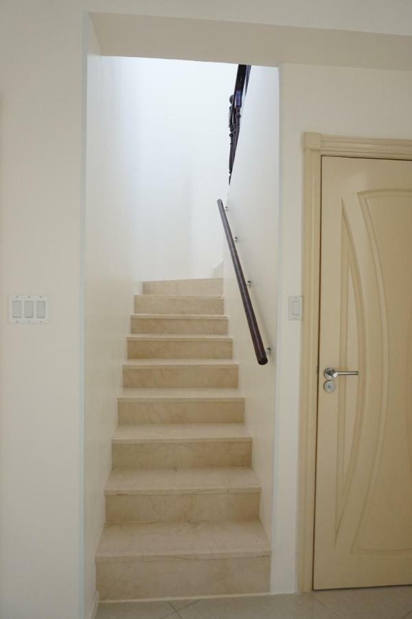 Self Contained Apartment With Private Kitchen Higher Heights, Barbados Christ Church Buitenkant foto