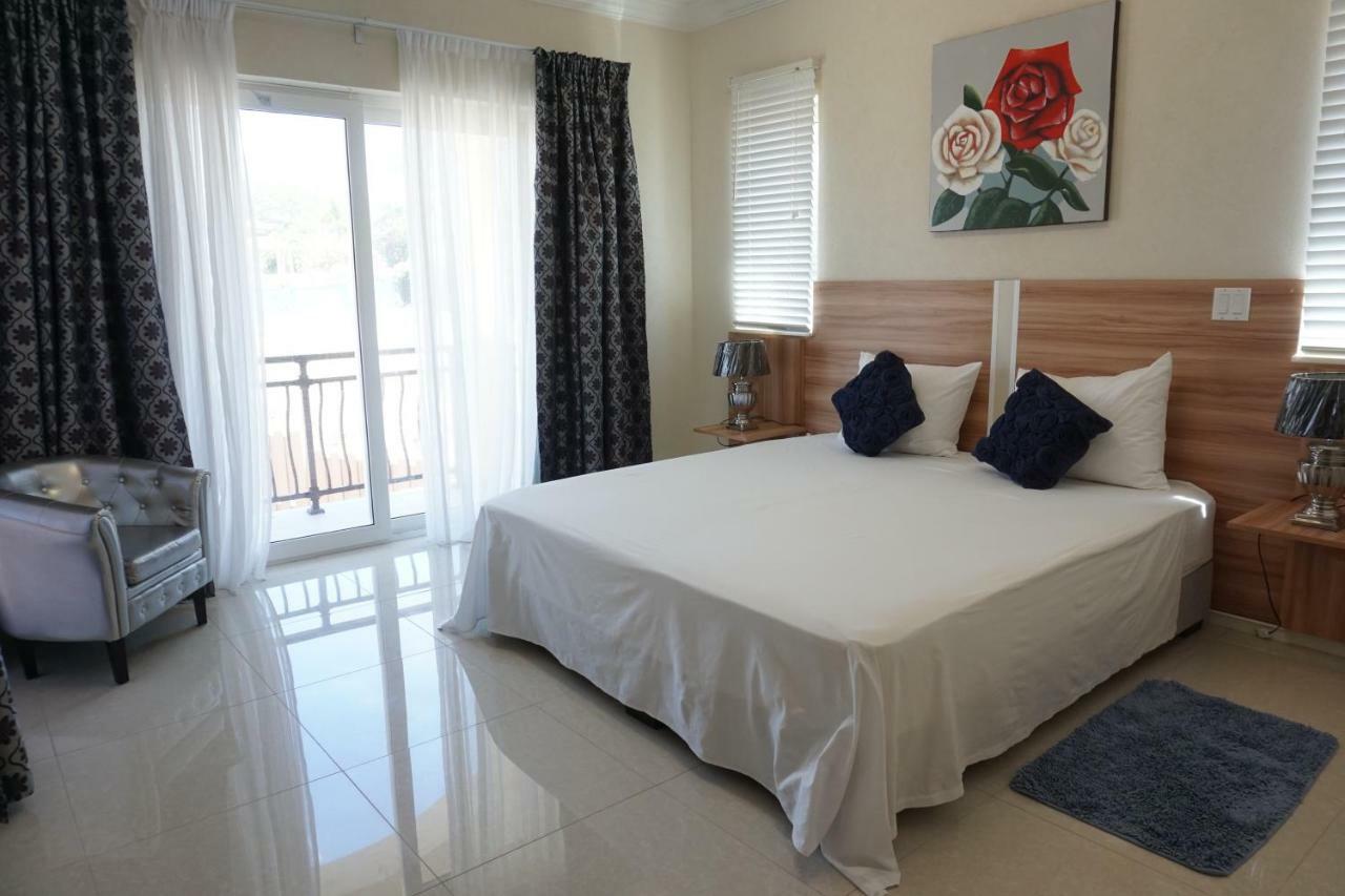 Self Contained Apartment With Private Kitchen Higher Heights, Barbados Christ Church Buitenkant foto